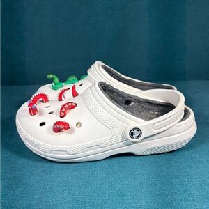 Size 8 - Women’s Crocs White clogs